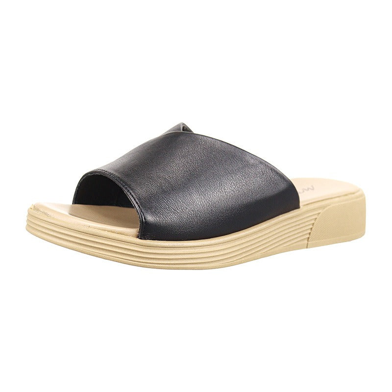 Top Layer Cowhide Womens Casual Flat Bottomed Sandals Summer New Leather Slippers Womens Shoes