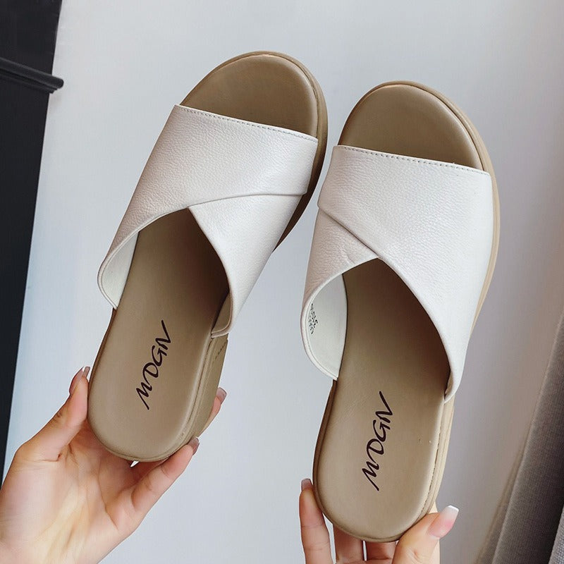 Top Layer Cowhide Womens Casual Flat Bottomed Sandals Summer New Leather Slippers Womens Shoes